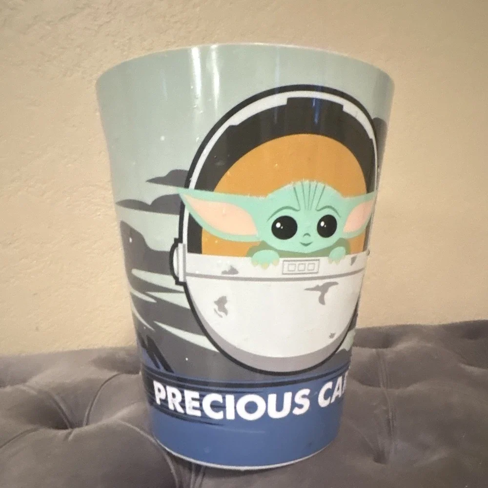 Star Wars Mandalorian Grogu Plastic Trash Can Waste Bin Precious Cargo Lucasfilm